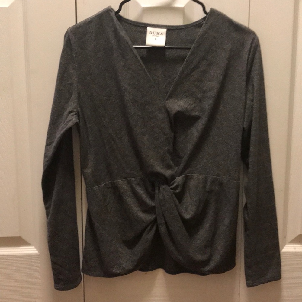 Drappy knotted blouse